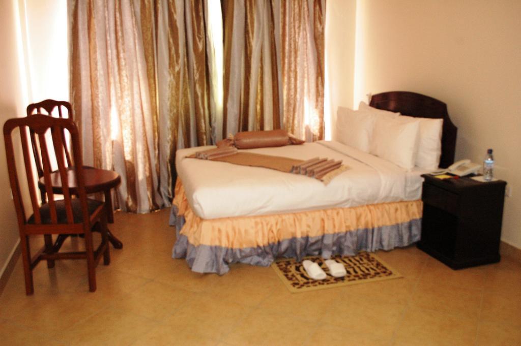 Grace Land Hotel Arusha Bilik gambar